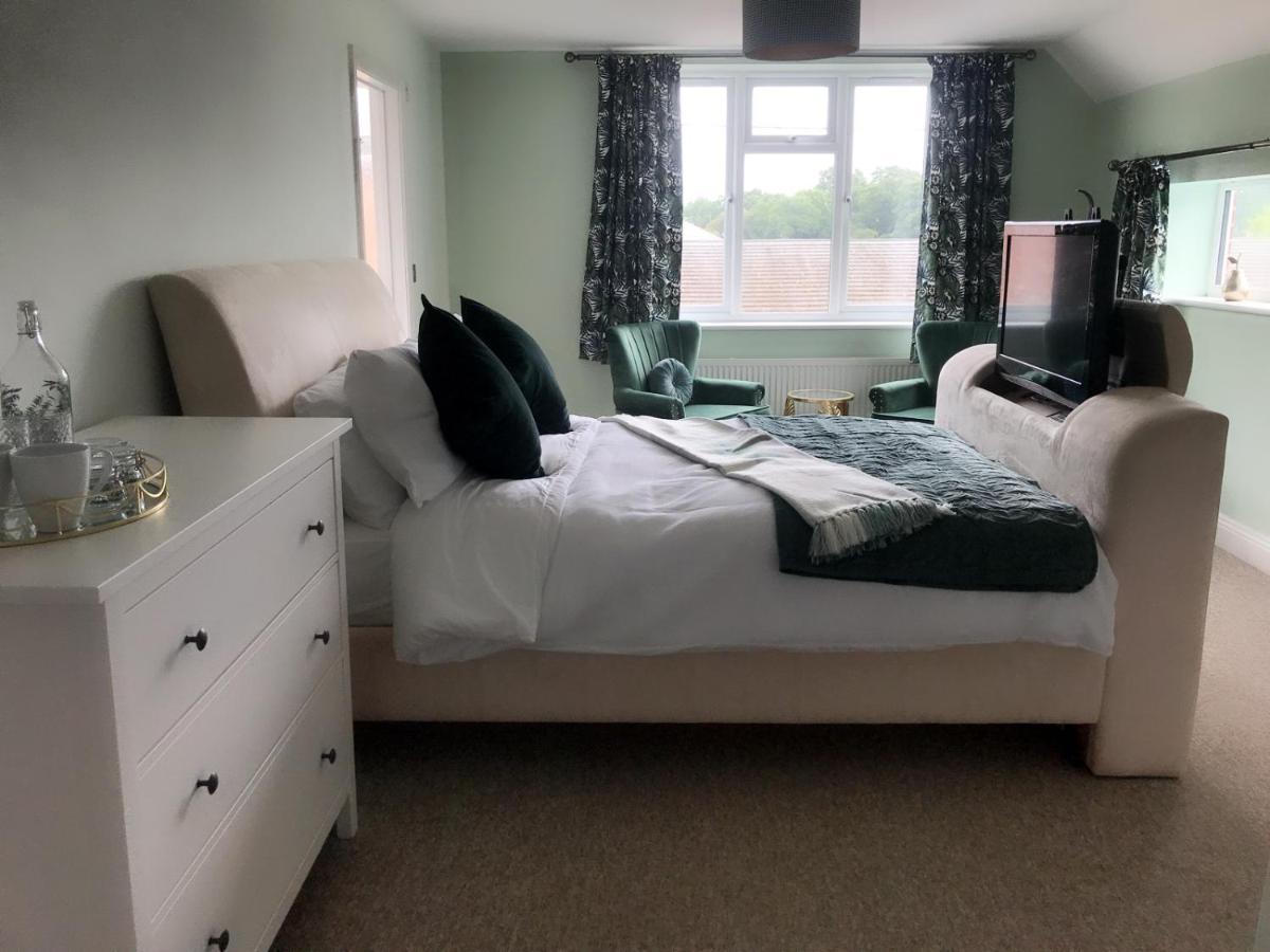 Redbrook Farm Bnb - Gateway To The New Forest Fordingbridge Eksteriør bilde